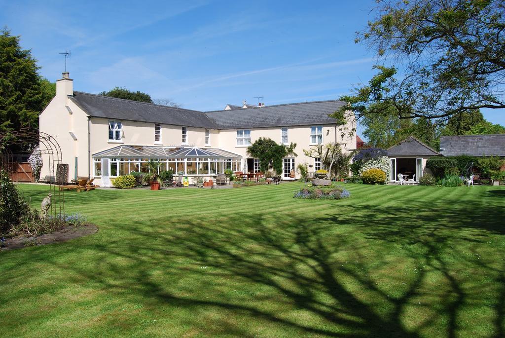 Little Manor Bed and Breakfast Cheltenham Eksteriør billede